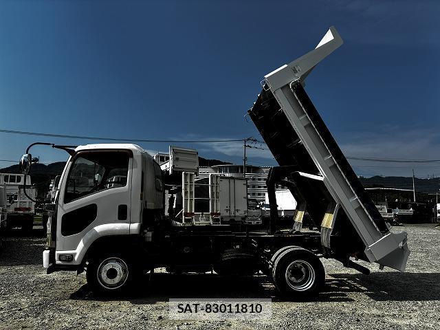Isuzu FORWARD 2012-05 8330137-2