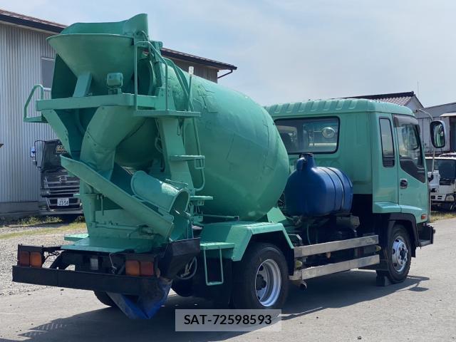 Isuzu FORWARD 2006-12 8330674-1