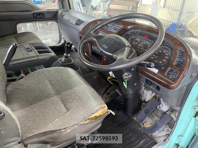 Isuzu FORWARD 2006-12 8330674-10