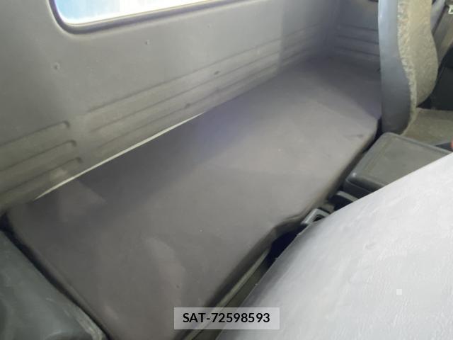 Isuzu FORWARD 2006-12 8330674-15