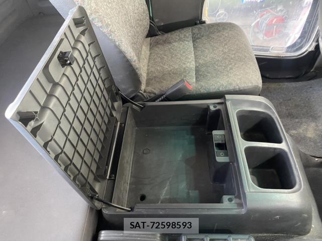 Isuzu FORWARD 2006-12 8330674-17