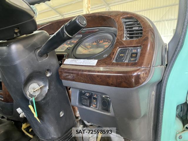 Isuzu FORWARD 2006-12 8330674-18
