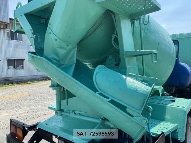 Isuzu FORWARD 2006-12 8330674-2