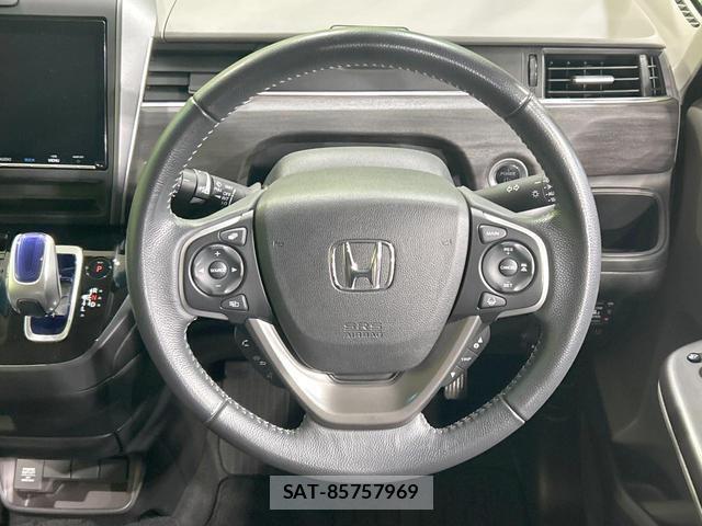 Honda FREED HYBRID 2018-07 8329039-11
