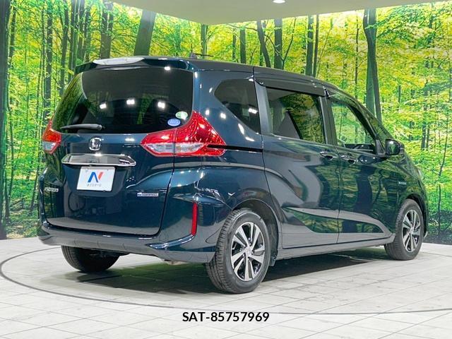Honda FREED HYBRID 2018-07 8329039-16