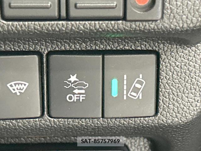 Honda FREED HYBRID 2018-07 8329039-4