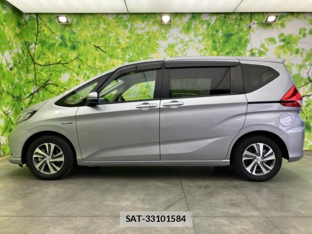 Honda FREED HYBRID 2022-01 8330630-1