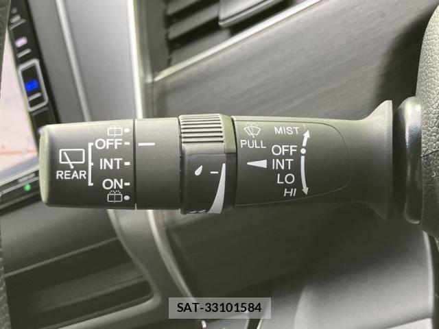 Honda FREED HYBRID 2022-01 8330630-16