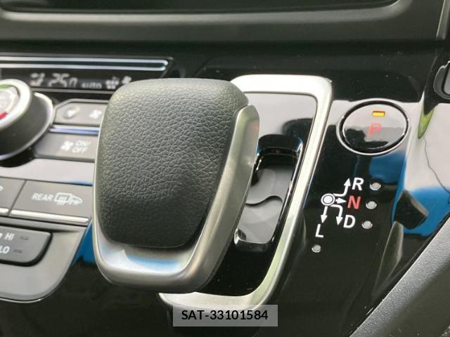 Honda FREED HYBRID 2022-01 8330630-17