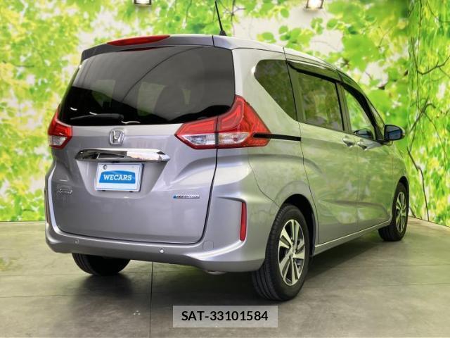 Honda FREED HYBRID 2022-01 8330630-2