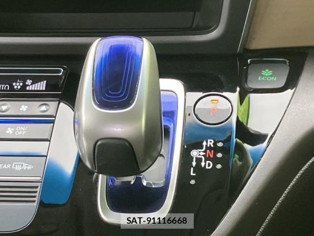 Honda FREED HYBRID 2019-05 8330658-17