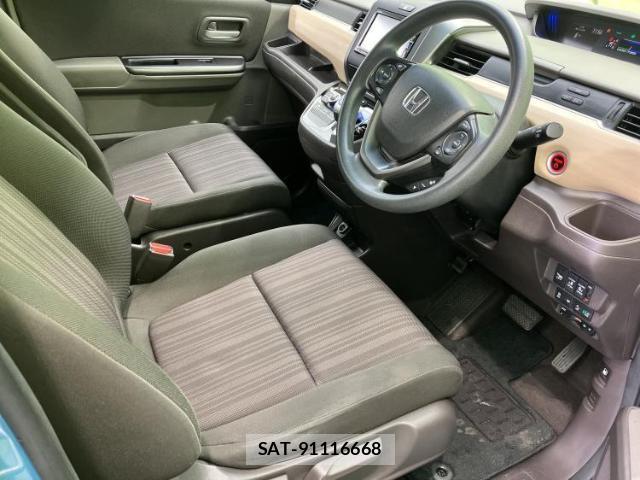 Honda FREED HYBRID 2019-05 8330658-3