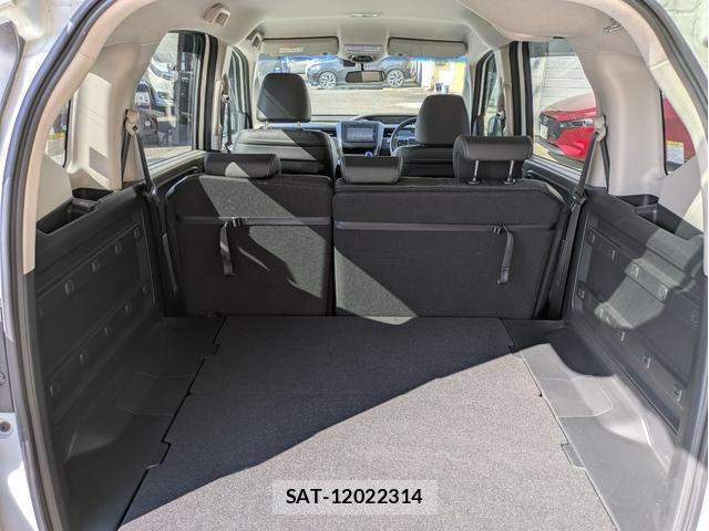 Honda FREED 2017-04 8329972-15