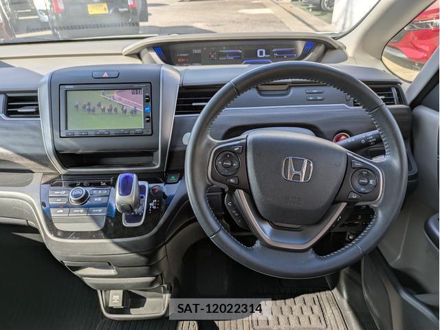 Honda FREED 2017-04 8329972-17
