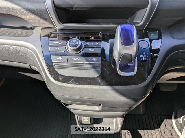 Honda FREED 2017-04 8329972-19