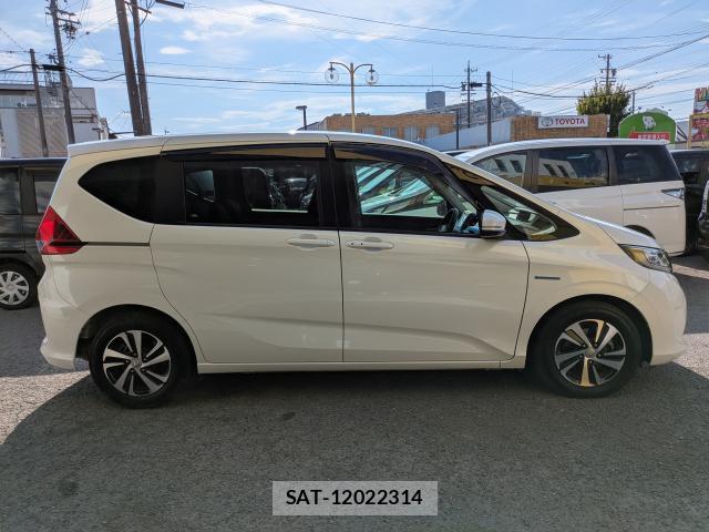 Honda FREED 2017-04 8329972-3