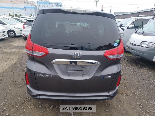 Honda FREED 2018-07 8330375-1