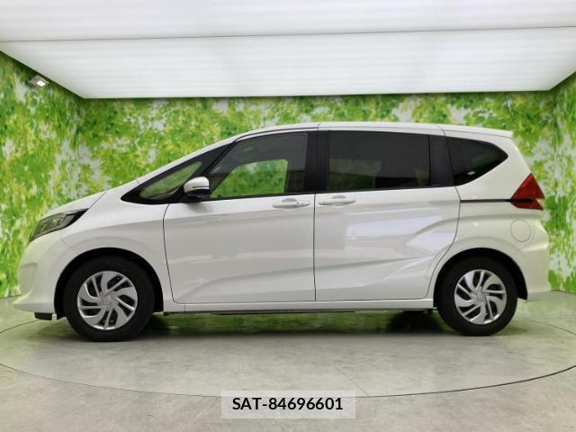 Honda FREED 2018-10 8327762-1