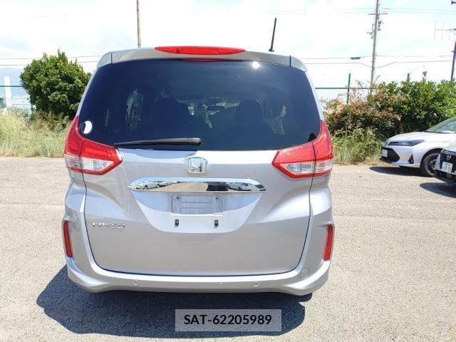Honda FREED 2021-07 8328362-1