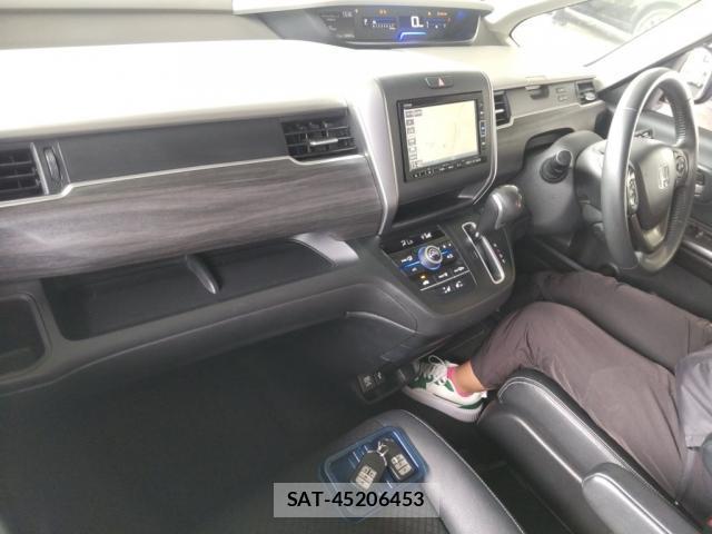 Honda FREED 2019-12 8328675-2