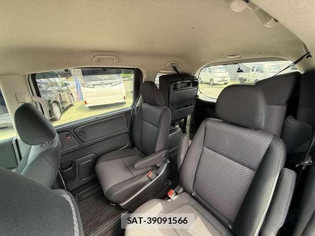 Honda FREED 2024-03 8328702-10