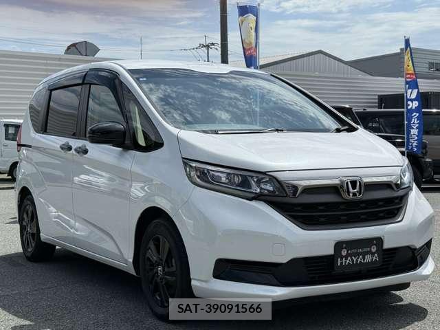 Honda FREED 2024-03 8328702-12