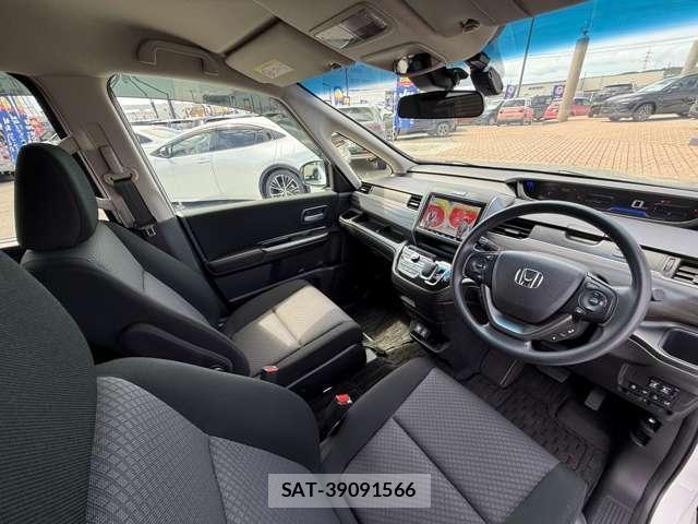 Honda FREED 2024-03 8328702-2