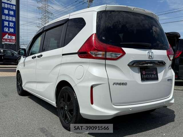 Honda FREED 2024-03 8328702-8