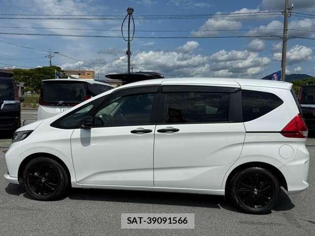 Honda FREED 2024-03 8328702-9