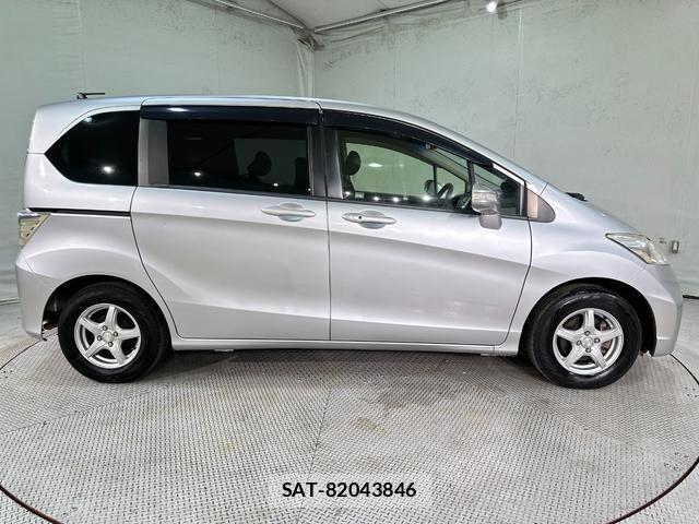 Honda FREED 2012-02 8329636-13