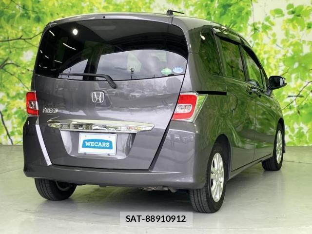 Honda FREED 2014-10 8330623-2