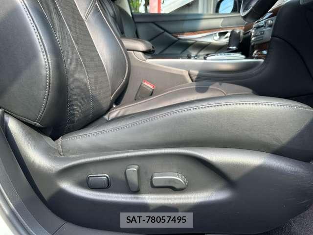 Nissan FUGA 2018-10 8329374-12