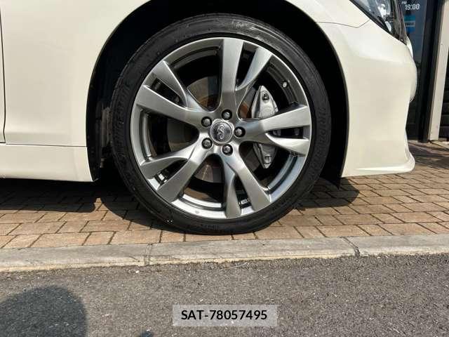 Nissan FUGA 2018-10 8329374-14