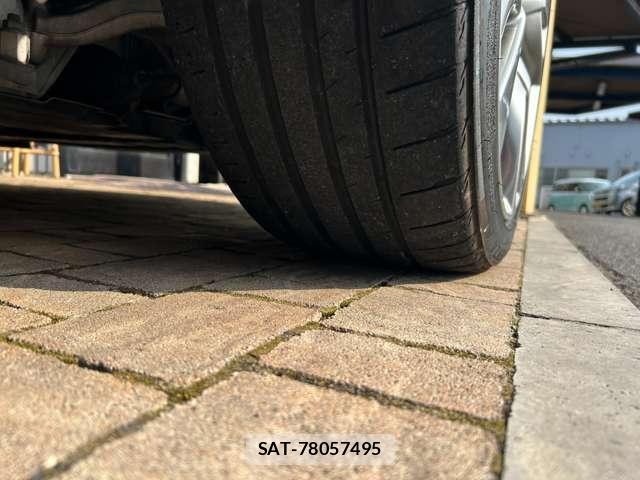 Nissan FUGA 2018-10 8329374-15