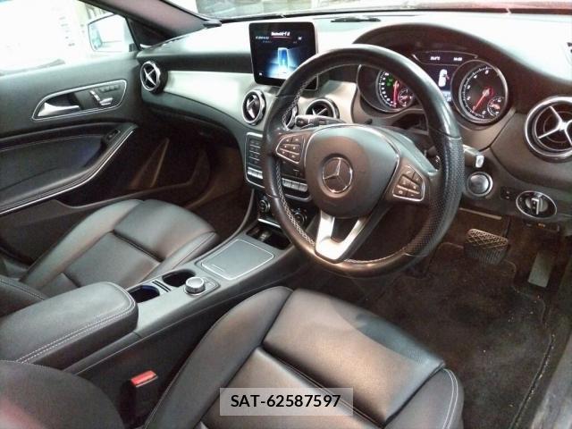 Mercedes Benz GLA-CLASS 2018-11 8330093-2