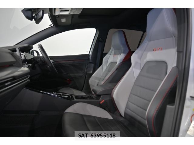 VolksWagen GOLF GTI 2024-02 8330118-17