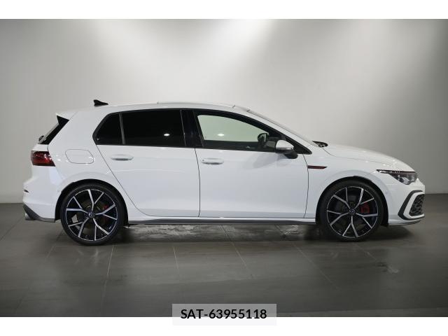 VolksWagen GOLF GTI 2024-02 8330118-3