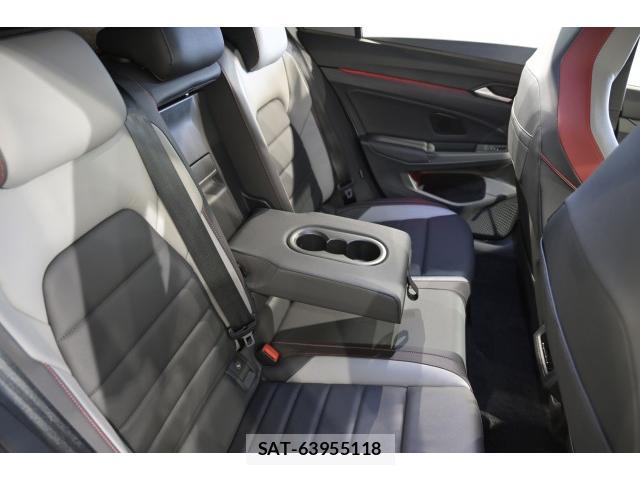 VolksWagen GOLF GTI 2024-02 8330118-6