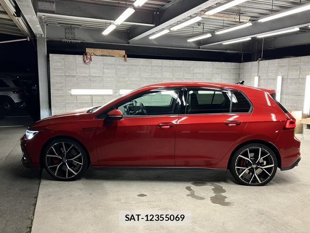 VolksWagen GOLF GTI 2022-06 8330121-10