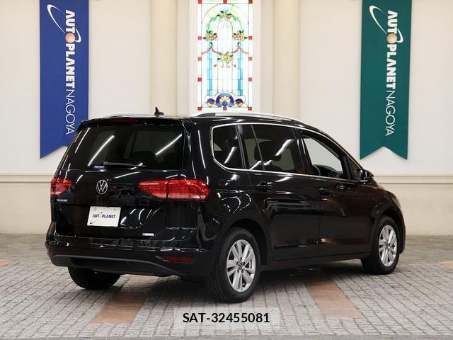 VolksWagen GOLF TOURAN 2021-11 8329895-1