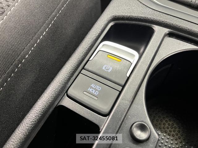 VolksWagen GOLF TOURAN 2021-11 8329895-14