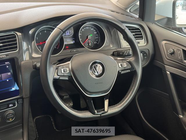 VolksWagen GOLF 2018-05 8328454-11