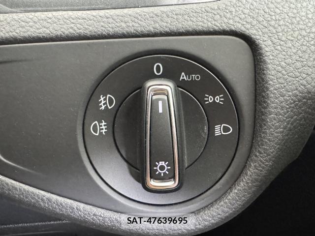 VolksWagen GOLF 2018-05 8328454-14