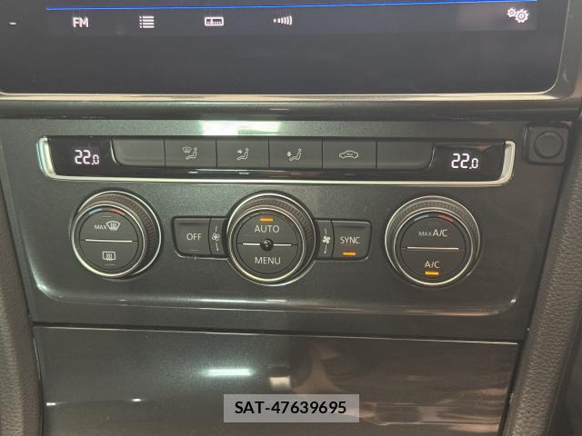 VolksWagen GOLF 2018-05 8328454-16