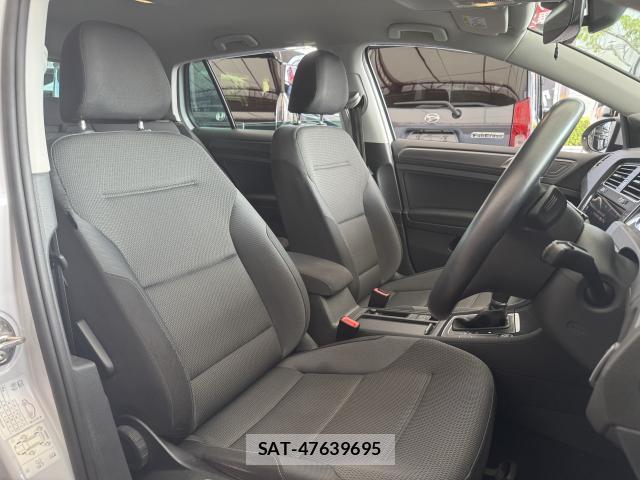 VolksWagen GOLF 2018-05 8328454-18