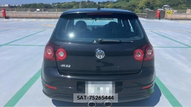 VolksWagen GOLF 2006-11 8329282-1