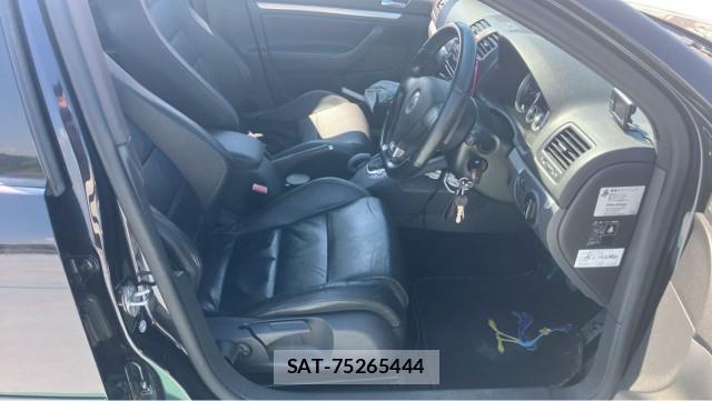 VolksWagen GOLF 2006-11 8329282-5