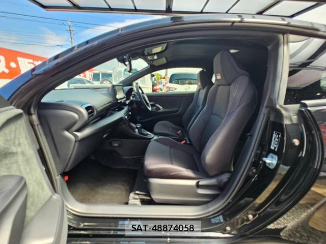 Toyota Gr Yaris 2023-02 8329007-13