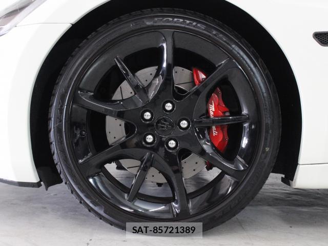 Maserati GranCabrio 2012-07 8329201-13