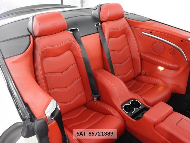 Maserati GranCabrio 2012-07 8329201-9
